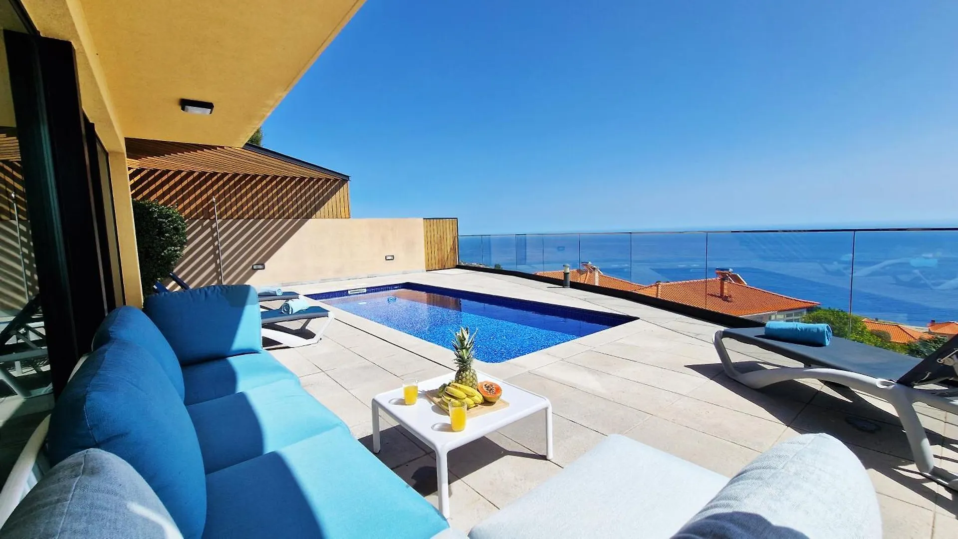 Eden Sun - A Modern Luxury Villa With A Panoramic View Prazeres